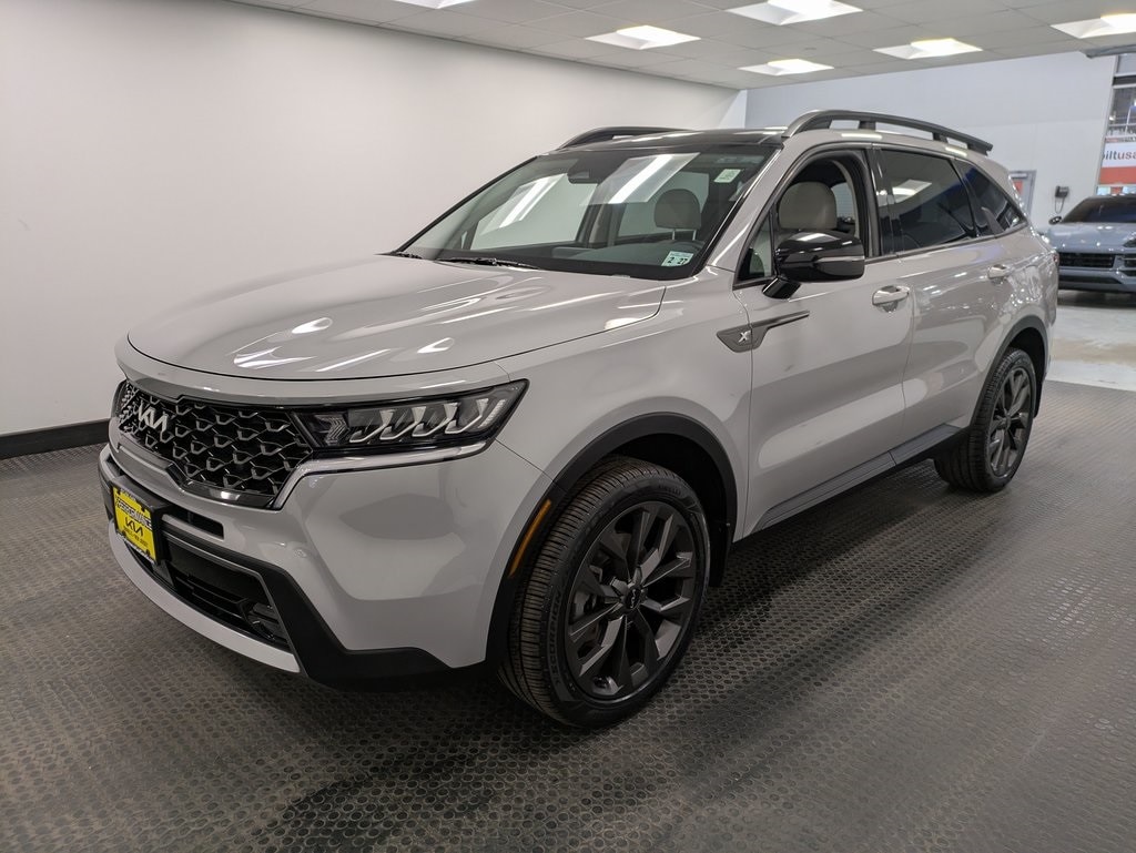 2022 Kia Sorento X-Line EX's photo