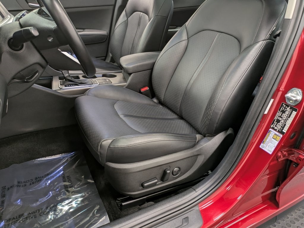 2020 Kia Optima SE - Photo 10