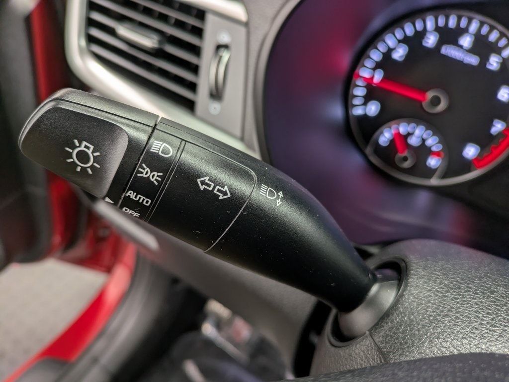 2020 Kia Optima SE - Photo 17