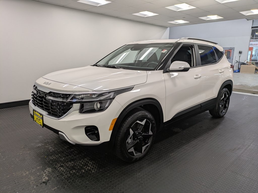 Used 2025 Kia Seltos S SUV
