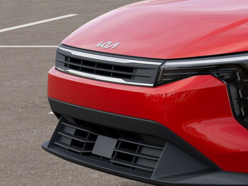 2025 Kia K4 LXS - Photo 12