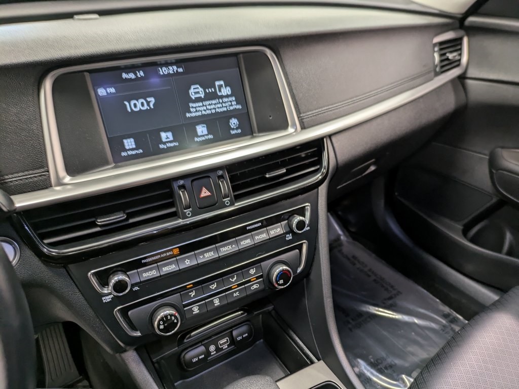 2020 Kia Optima SE - Photo 11