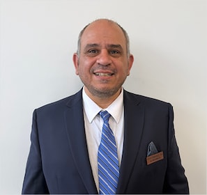 Staff member Ali Muhammad from ID_0d8905