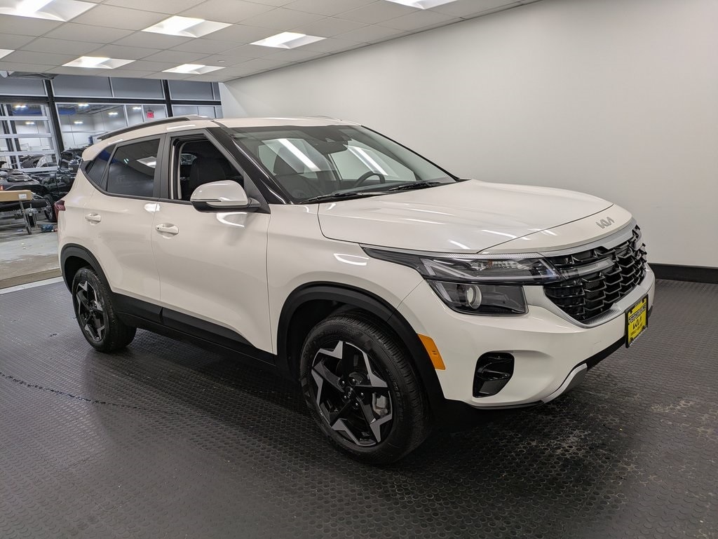 Used 2025 Kia Seltos S SUV