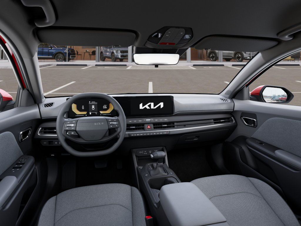 2025 Kia K4 LXS - Photo 14
