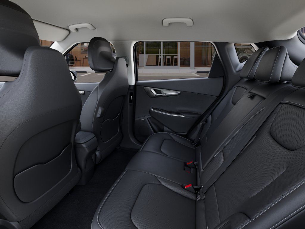 2025 Kia EV6 Wind - Photo 18