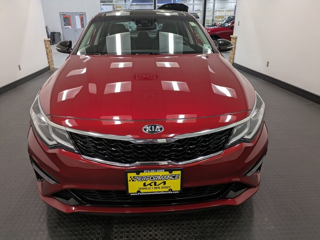 2020 Kia Optima SE photo 2