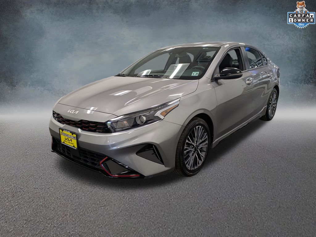 2023 Kia Forte GT-Line AT's photo