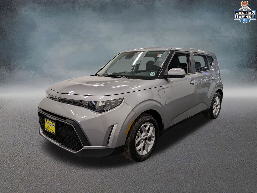 2023 Kia Soul LX