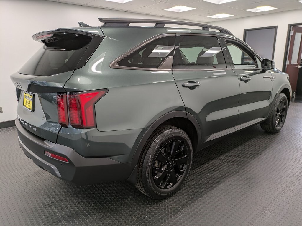 2022 Kia Sorento S photo 4