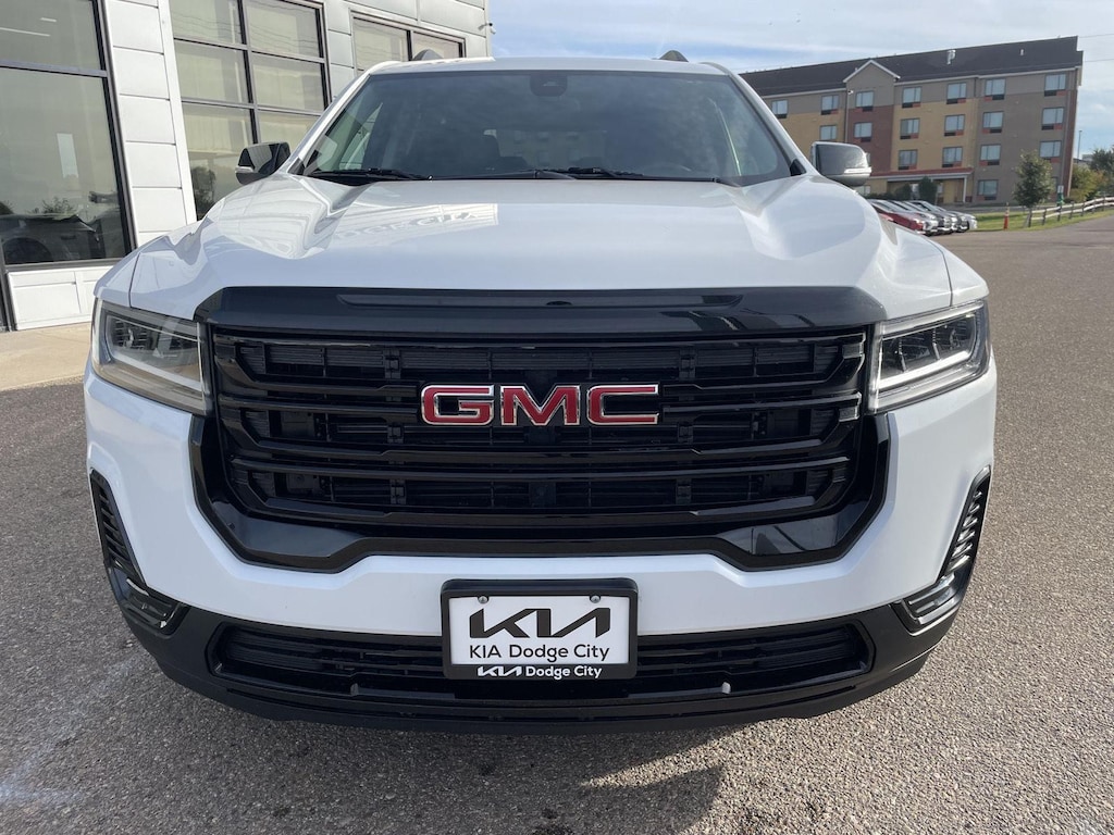 Used 2023 GMC Acadia SLE