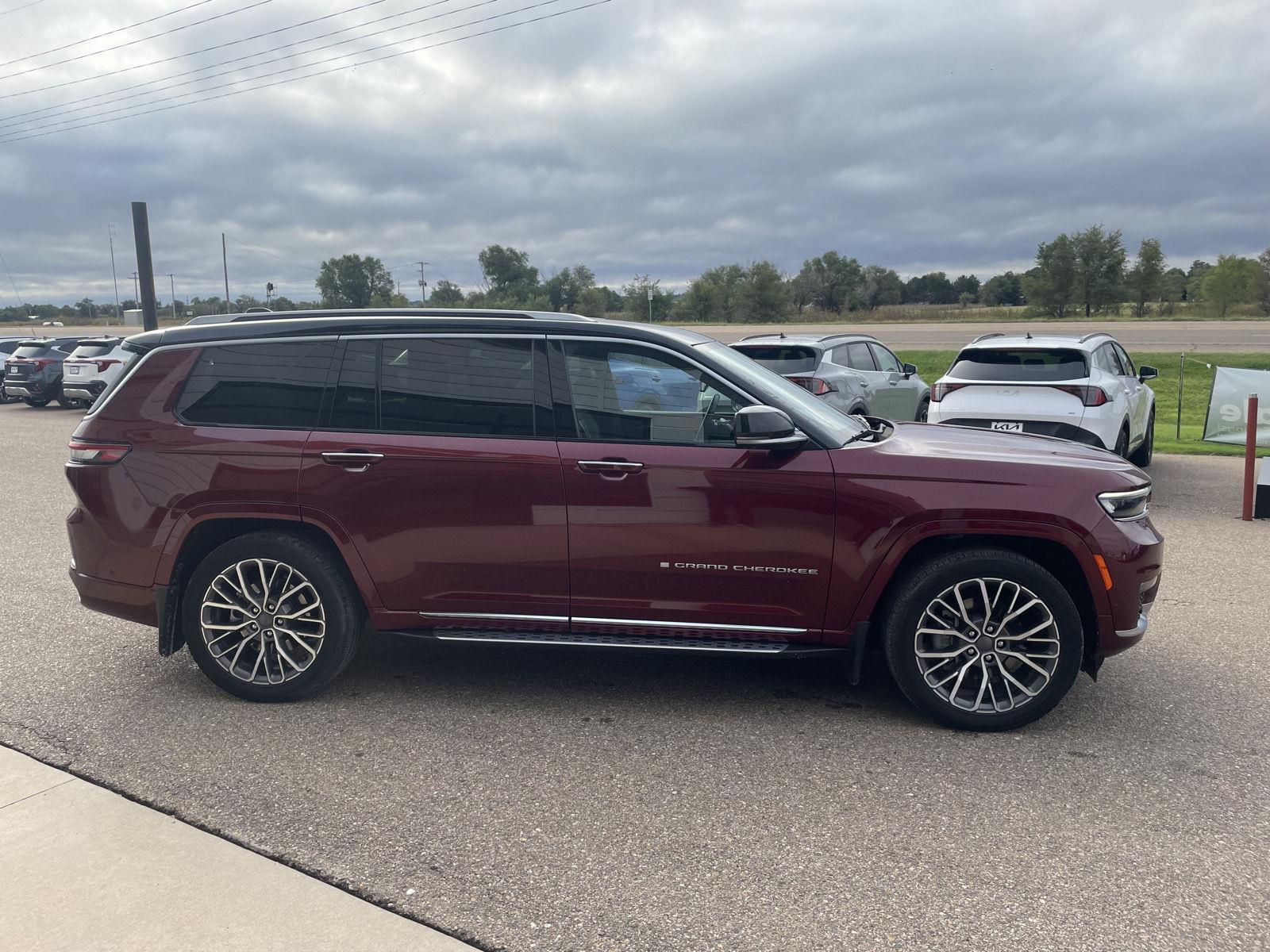2023 Jeep Grand Cherokee L Summit Reserve - Photo 10