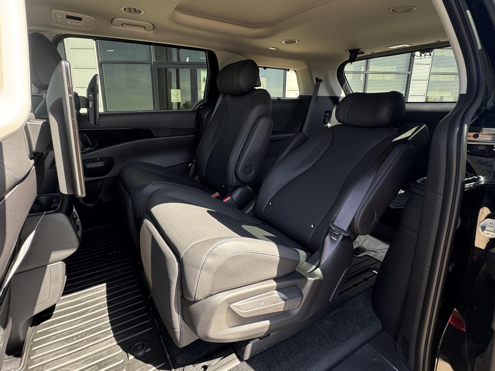 2026 Kia Carnival SX Prestige - Photo 35