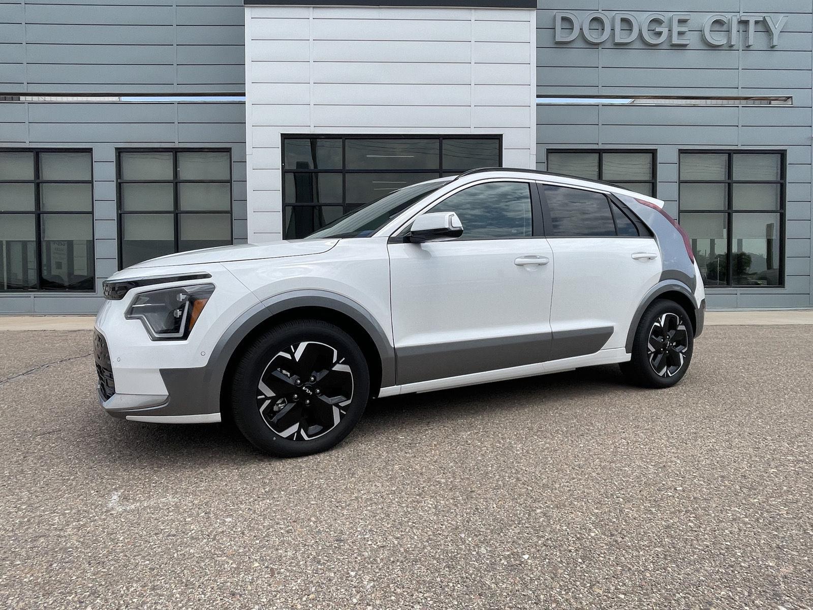 Certified 2024 Kia Niro Wave with VIN KNDCT3L17R5117892 for sale in Dodge City, KS