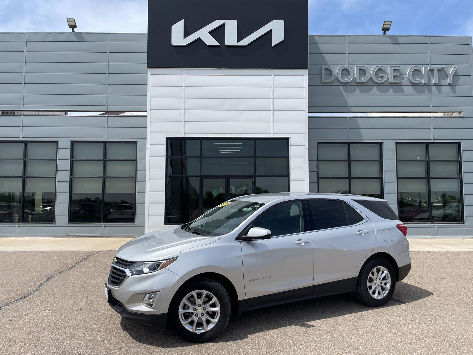 Used 2019 Chevrolet Equinox LT with VIN 3GNAXKEV9KS536660 for sale in Dodge City, KS