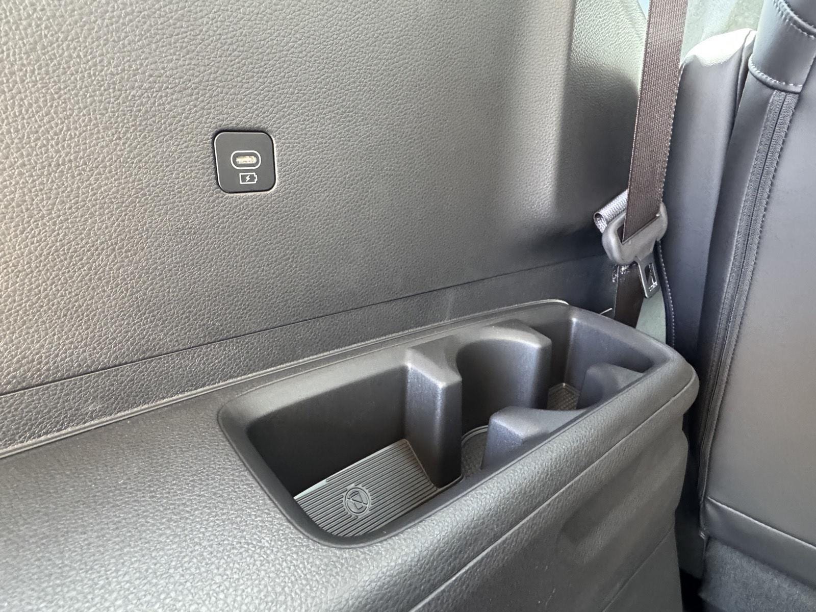 2026 Kia Carnival SX - Photo 39