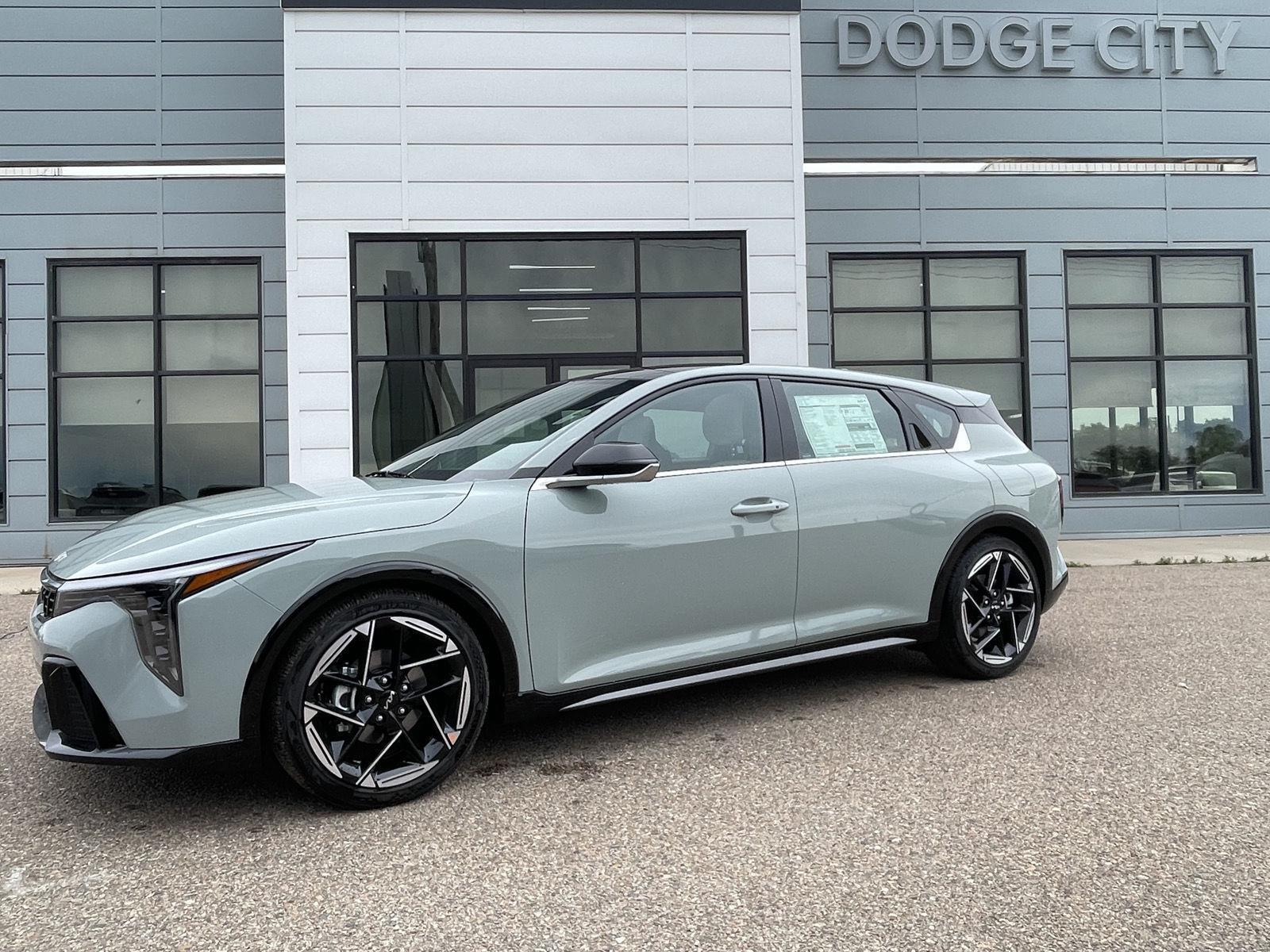 2026 Kia K4 GT-Line AT Hatchback's photo