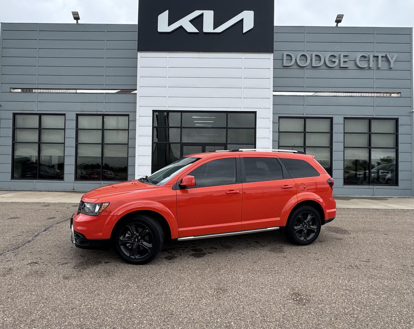 Used 2018 Dodge Journey Crossroad with VIN 3C4PDCGB6JT327776 for sale in Dodge City, KS