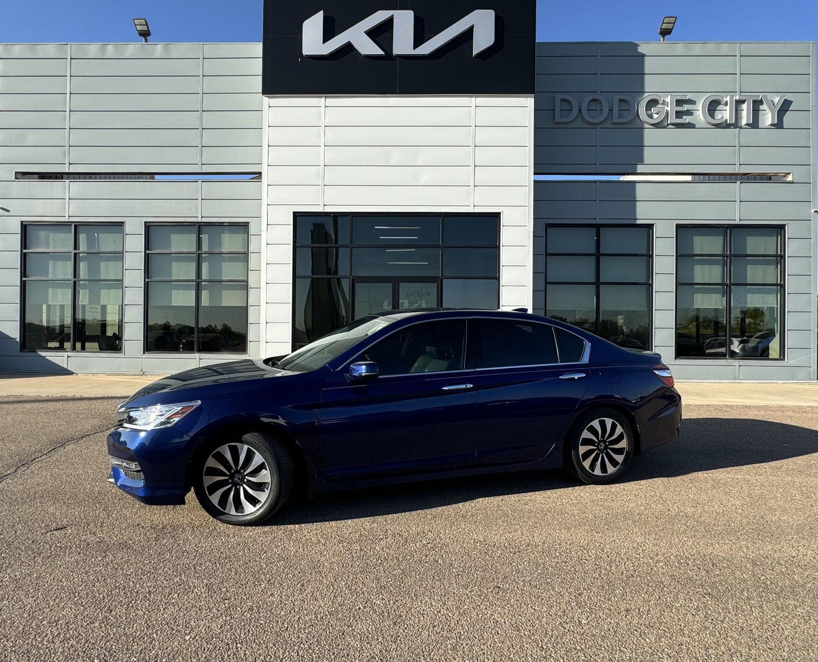 Used 2017 Honda Accord Hybrid Touring with VIN JHMCR6F75HC018951 for sale in Dodge City, KS