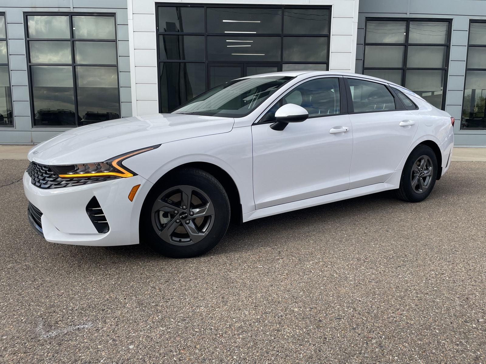 2023 Kia K5 LXS's photo