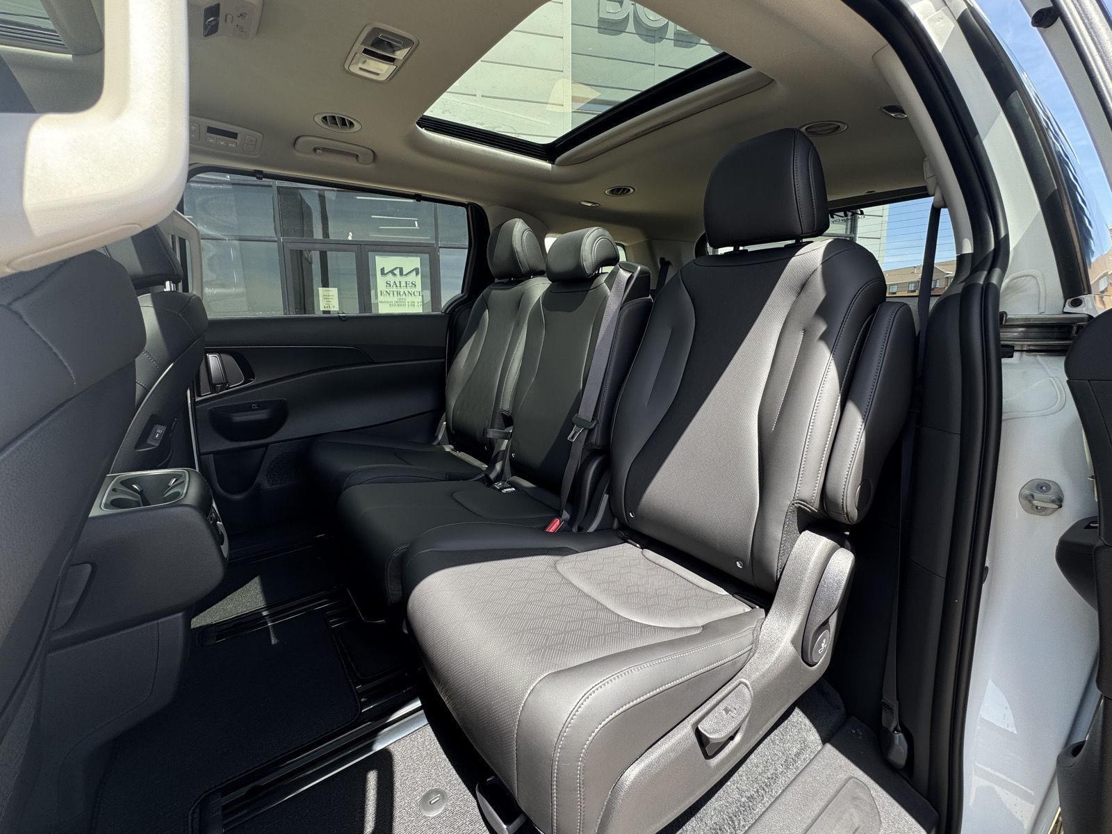 2026 Kia Carnival SX - Photo 29