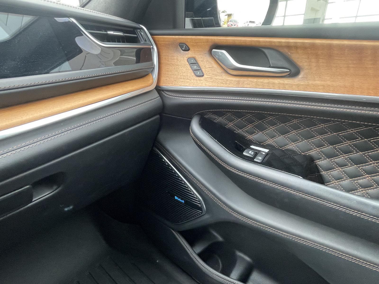 2023 Jeep Grand Cherokee L Summit Reserve - Photo 51