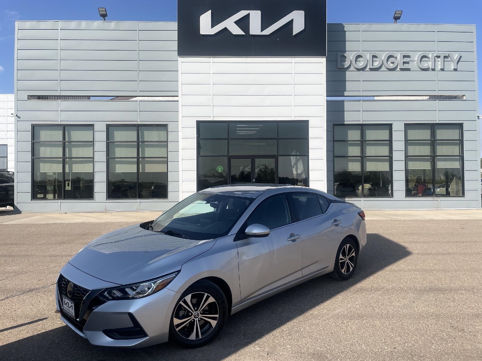 Used 2023 Nissan Sentra SV with VIN 3N1AB8CV6PY275797 for sale in Dodge City, KS