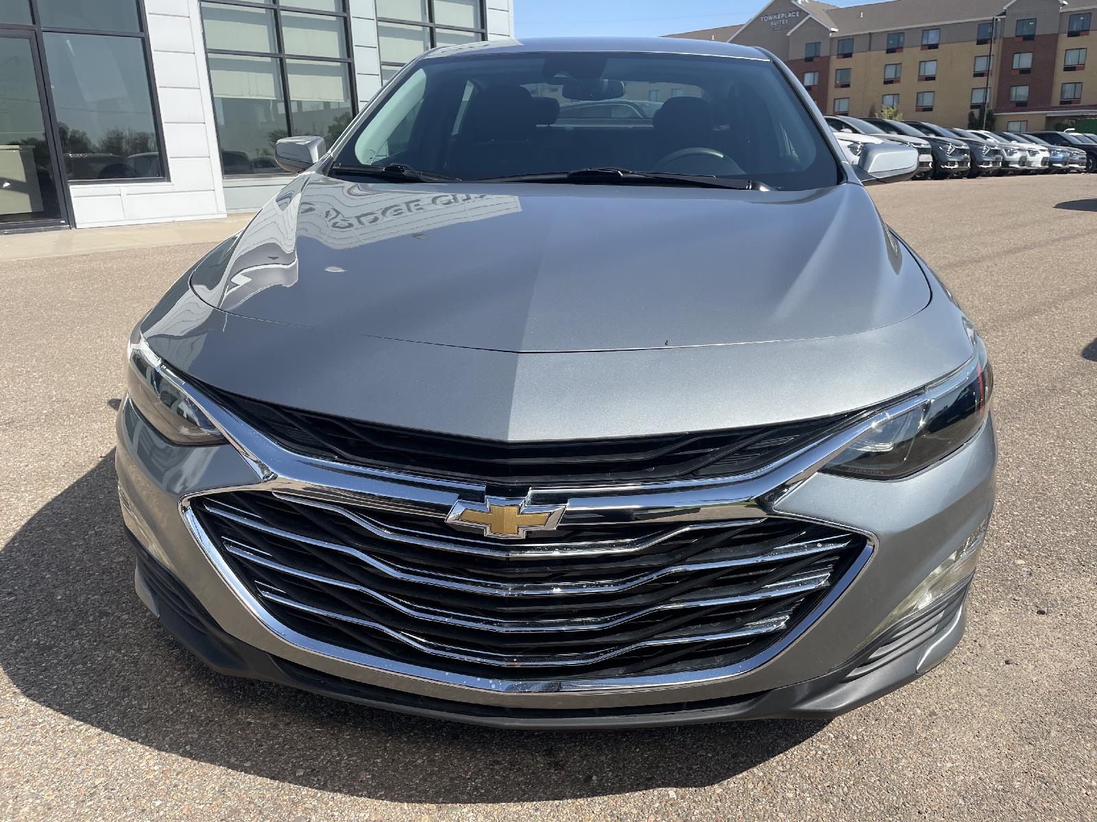 Used 2024 Chevrolet Malibu 1LT with VIN 1G1ZD5ST9RF139322 for sale in Dodge City, KS