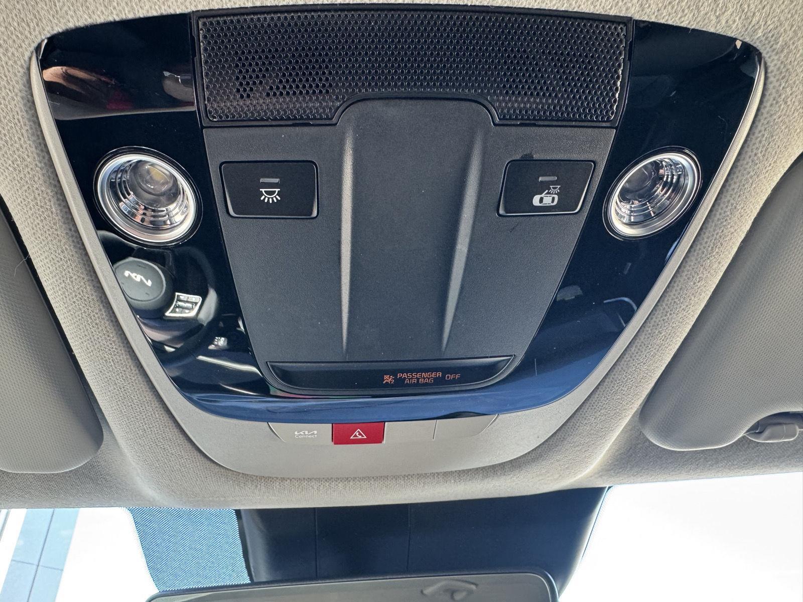 2025 Kia Seltos SX - Photo 30