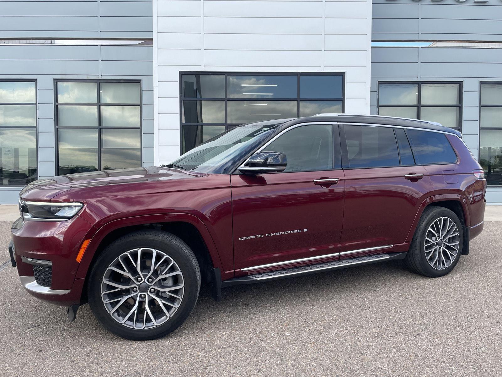 2023 Jeep Grand Cherokee L Summit Reserve's photo