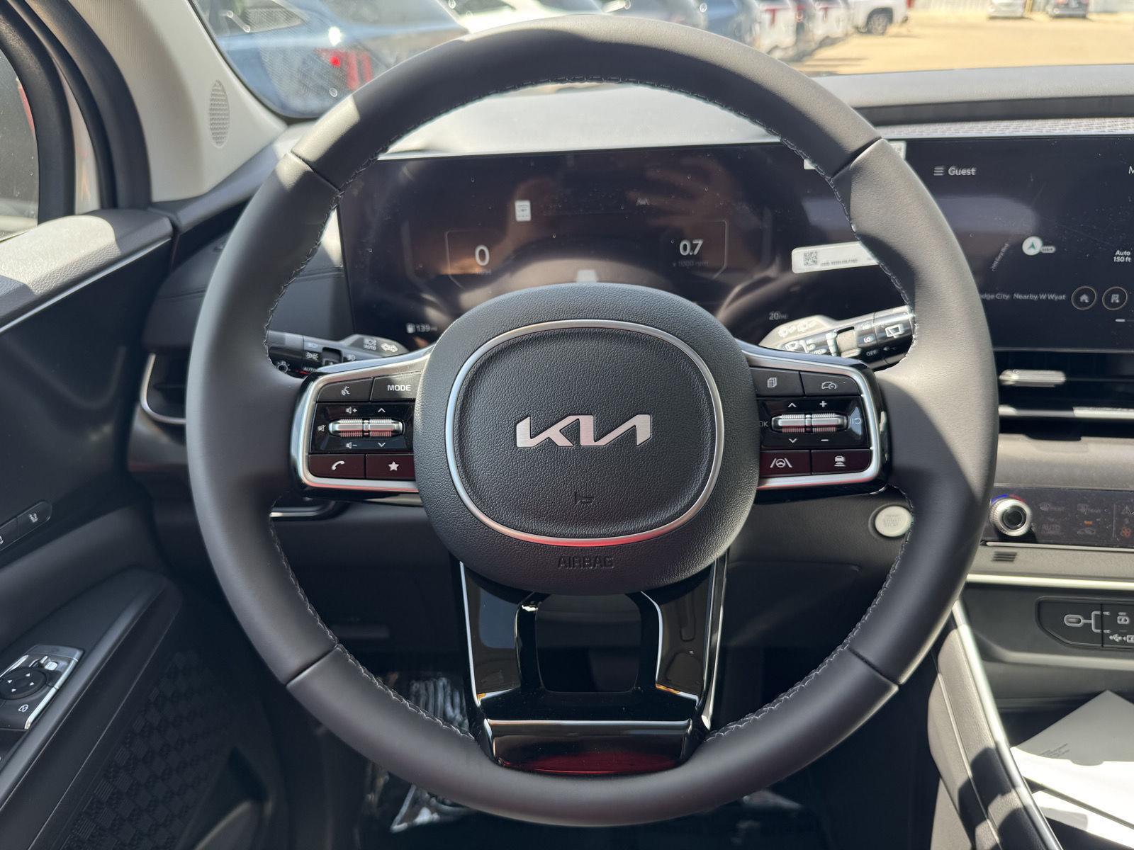 2026 Kia Carnival SX - Photo 16