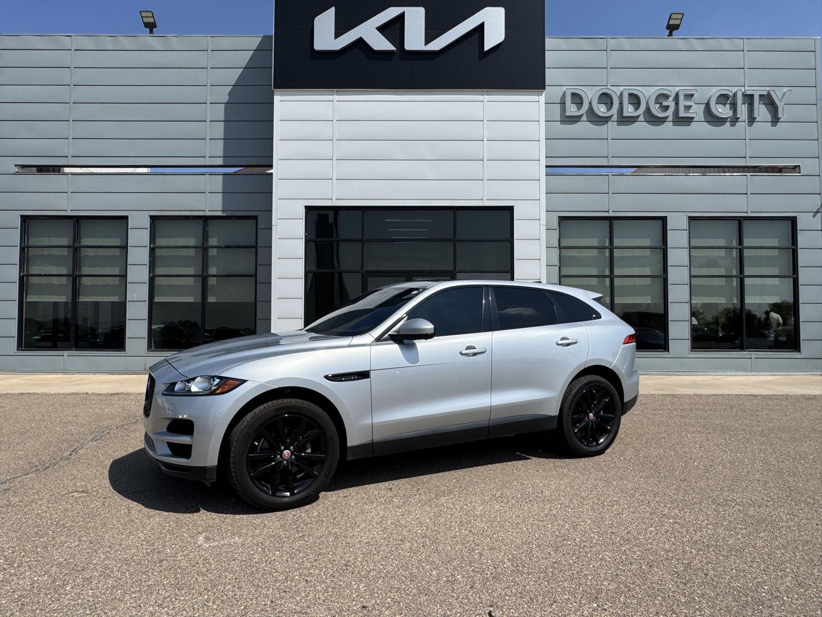 Used 2020 Jaguar F-Pace Prestige with VIN SADCK2FX9LA657292 for sale in Dodge City, KS