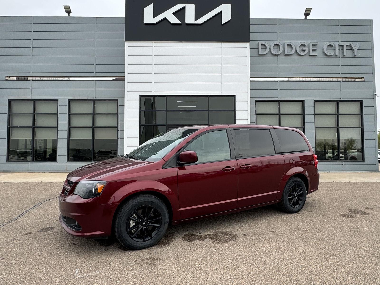 Used 2019 Dodge Grand Caravan GT with VIN 2C4RDGEG2KR679160 for sale in Dodge City, KS