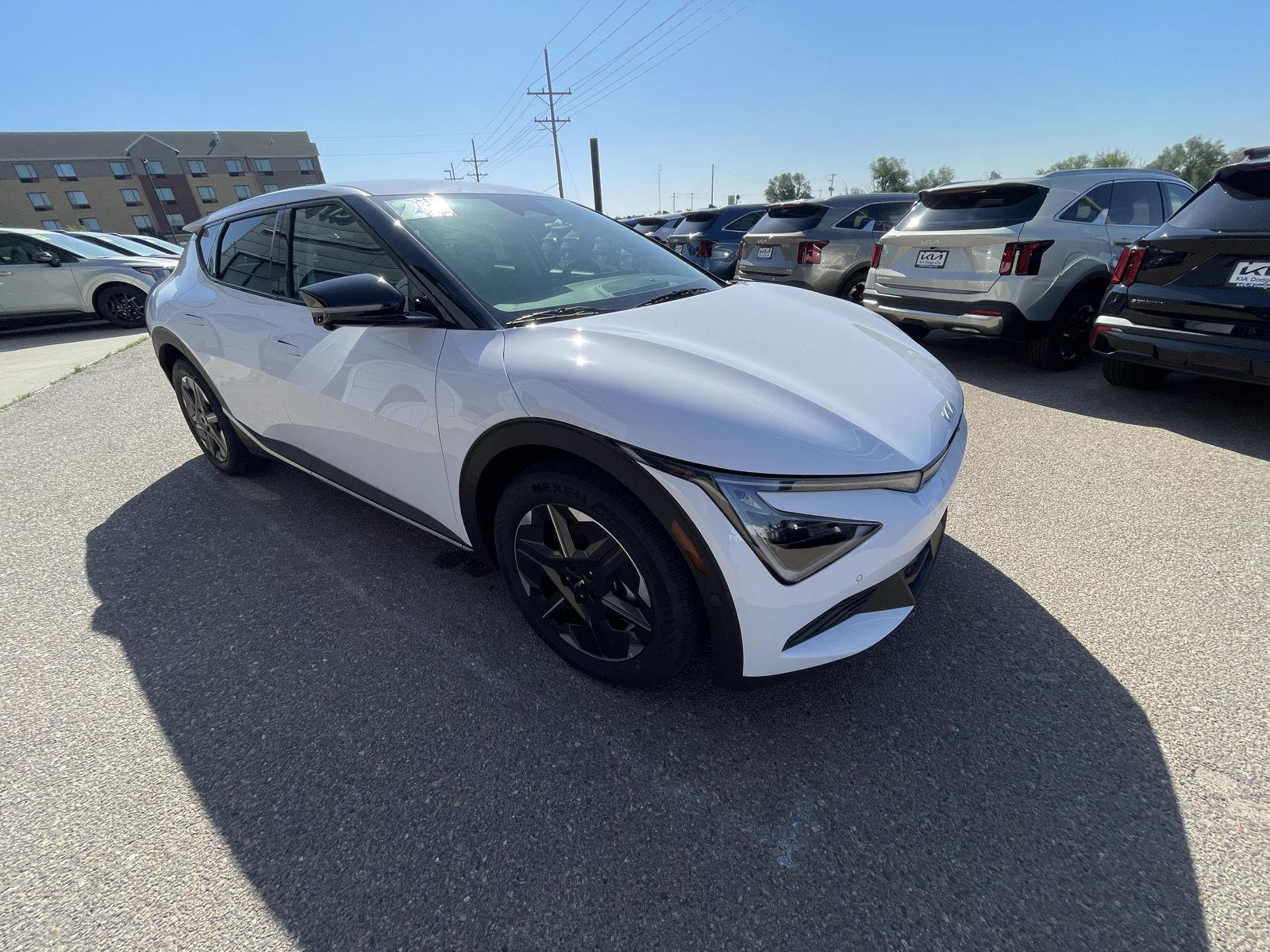 2025 Kia EV6 Light L/R - Photo 10