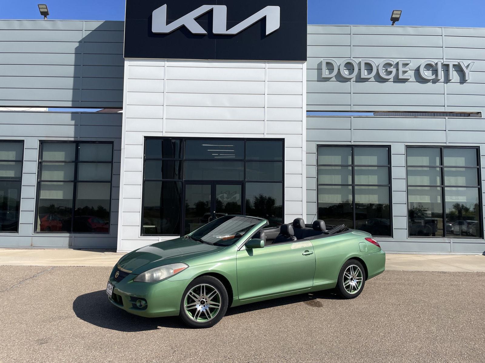 2008 Toyota Camry Solara SLE photo 2