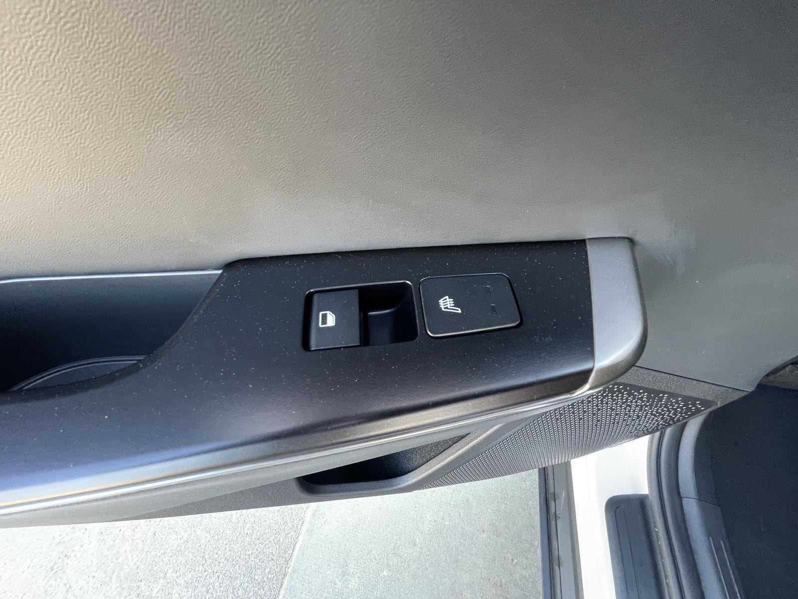 2025 Kia EV6 Light L/R - Photo 17