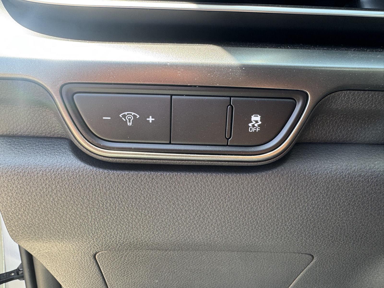 2026 Kia Carnival SX - Photo 14