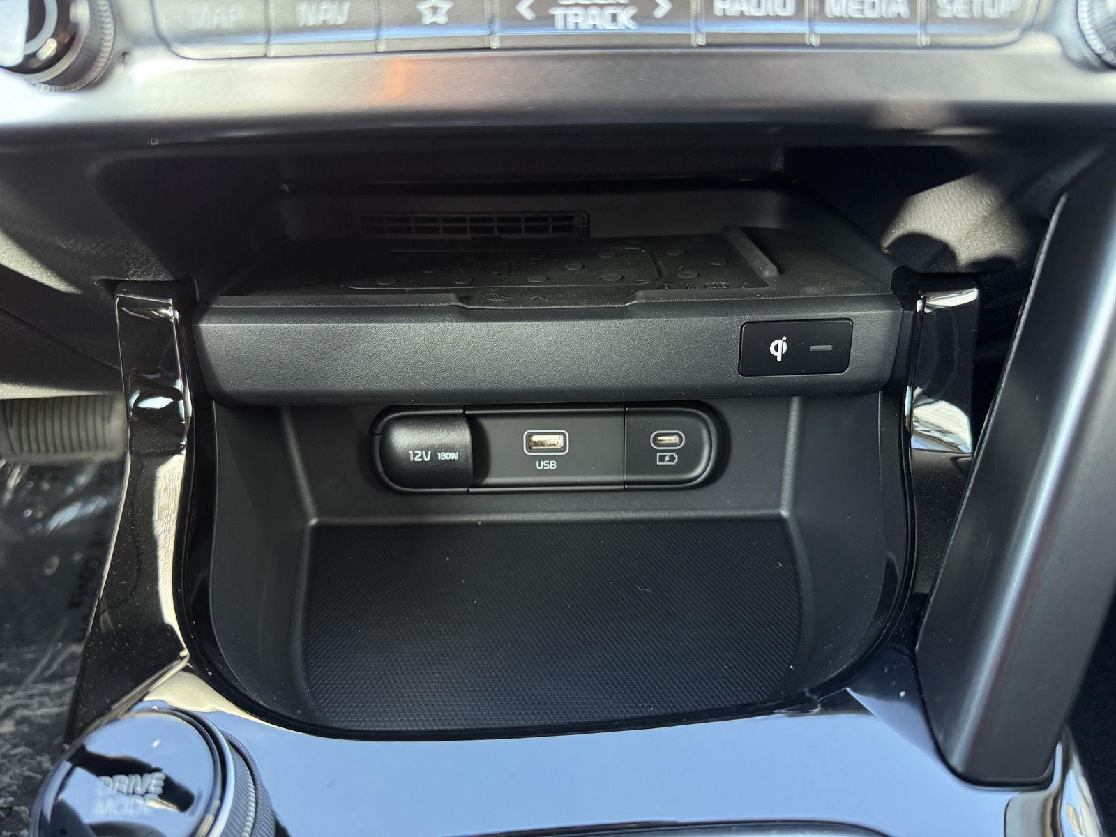 2025 Kia Seltos SX - Photo 26