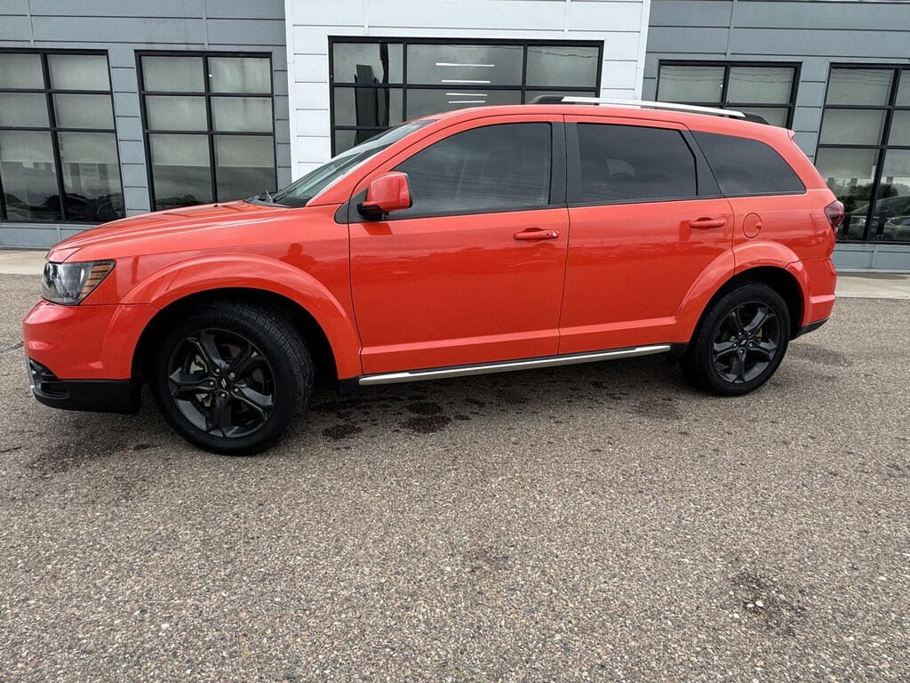 Used 2018 Dodge Journey Crossroad SUV