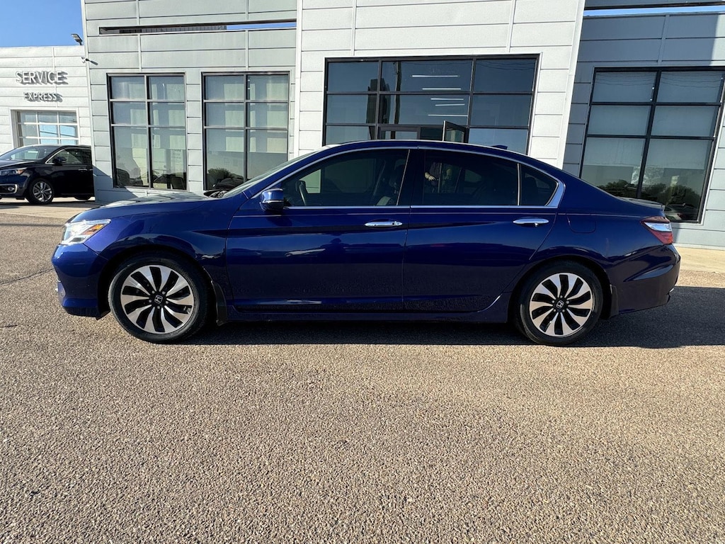 Used 2017 Honda Accord Hybrid Touring Sedan