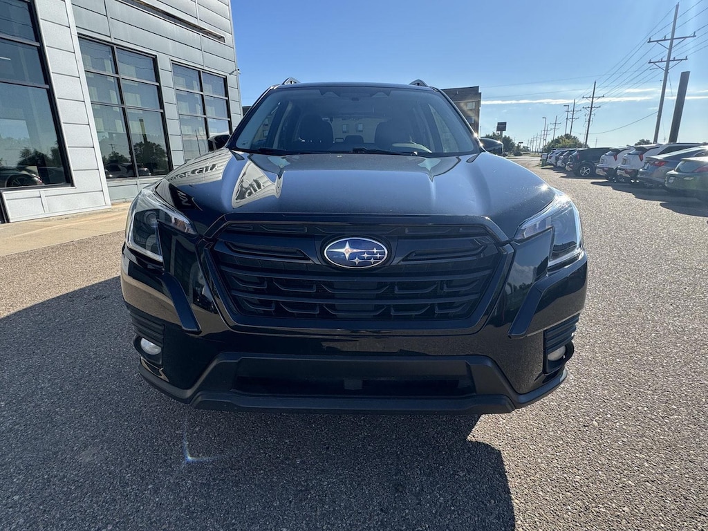 Used 2023 Subaru Forester Premium SUV