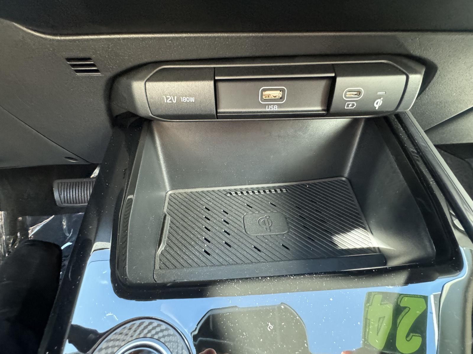 2024 Kia Niro Wind - Photo 23