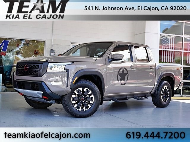 2023 Nissan Frontier PRO-4X photo 2