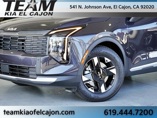 2026 Kia Sportage LX photo 3
