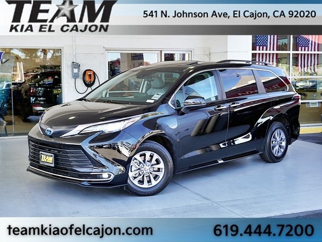 2023 Toyota Sienna