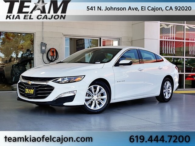 2023 Chevrolet Malibu 1LT photo 2