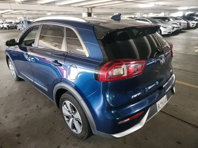 2019 Kia Niro LX photo 4