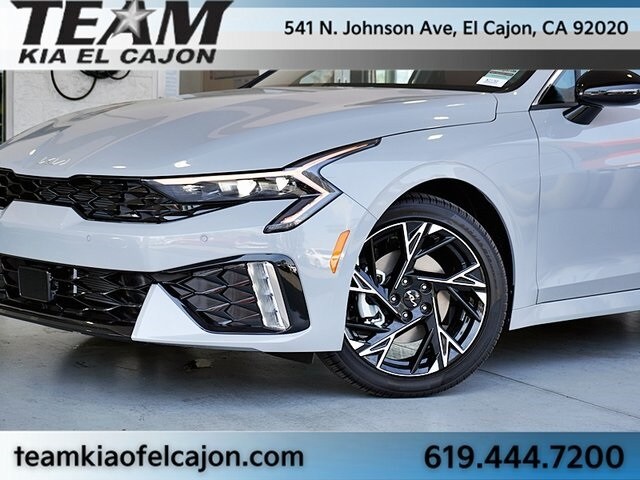 2026 Kia K5 GT-Line photo 3