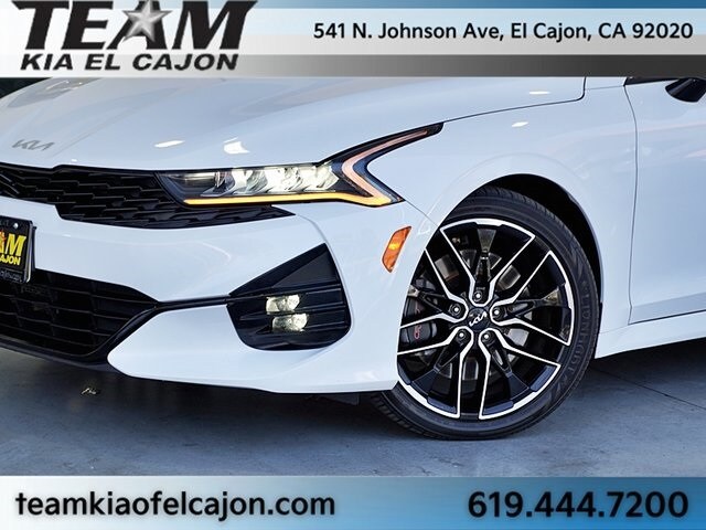 2022 Kia K5 GT photo 3