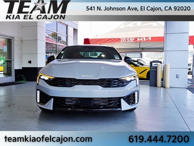 2026 Kia K5 GT-Line photo 4